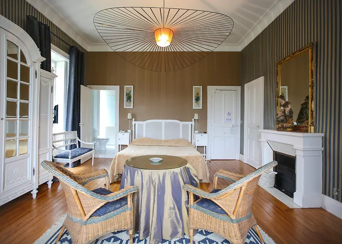 Chateau Du Clair De Lune - Boutique Luxury Hotel Biarriz